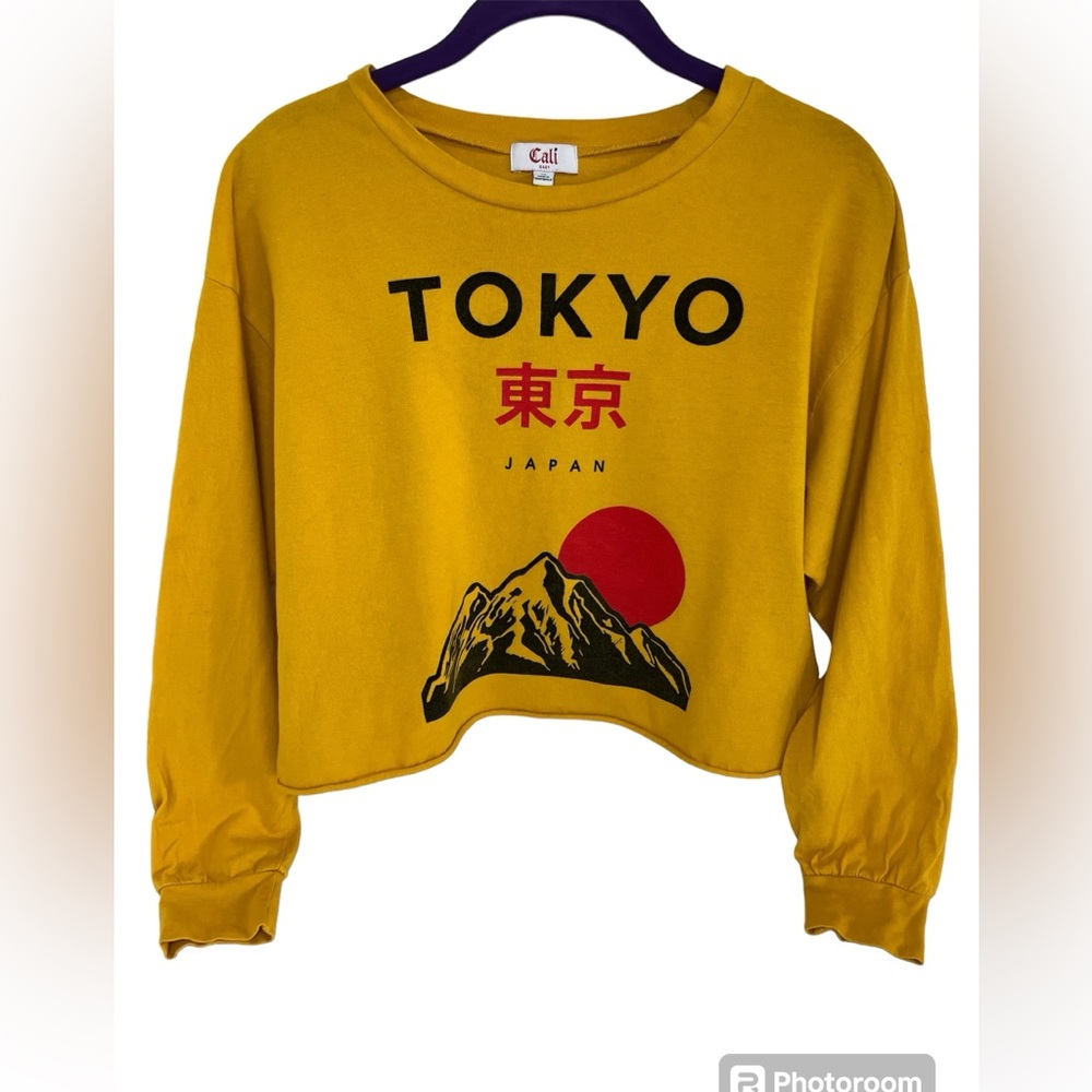 Cali Baby Tokyo Japan Crop Top LS Graphic T Shirt Yellow Red Black M 100% Cotton